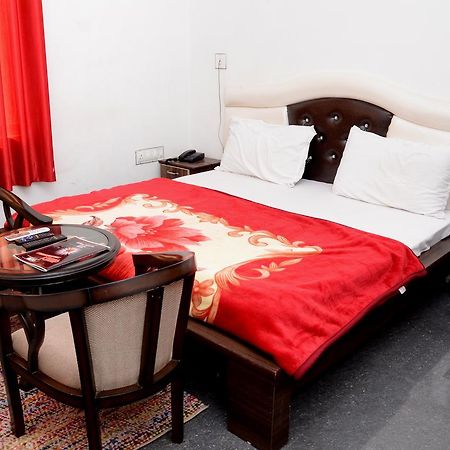 Hotel Pratap Regal Bharatpur Exterior photo