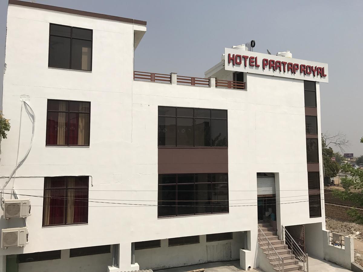 Hotel Pratap Regal Bharatpur Exterior photo